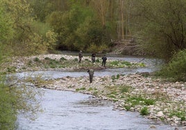 Pescadores durante el inicio de la temporada, en una imagen de archivo.