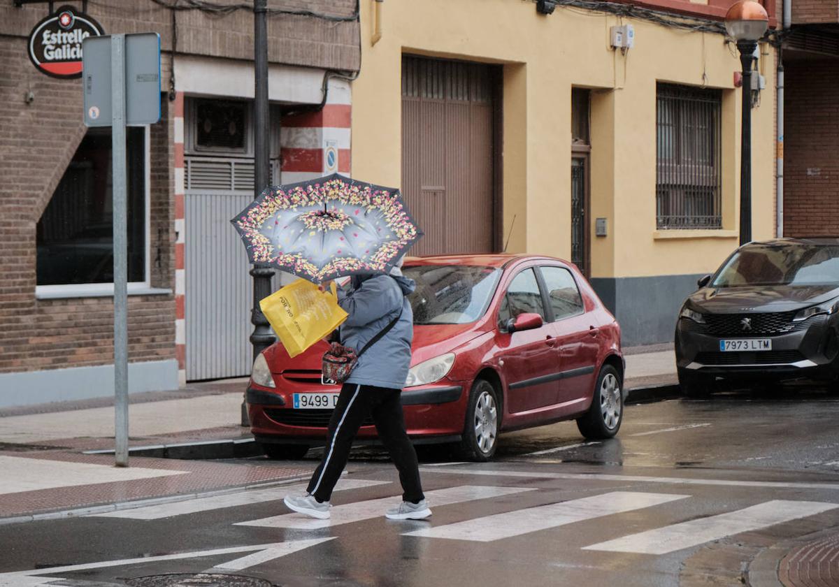 La Rioja sufre fuertes vientos con rachas de hasta 122 km/h en Urbaña