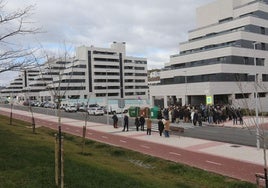 La calle Ovi de Francisco conecta las calles Portillejo y Entrena