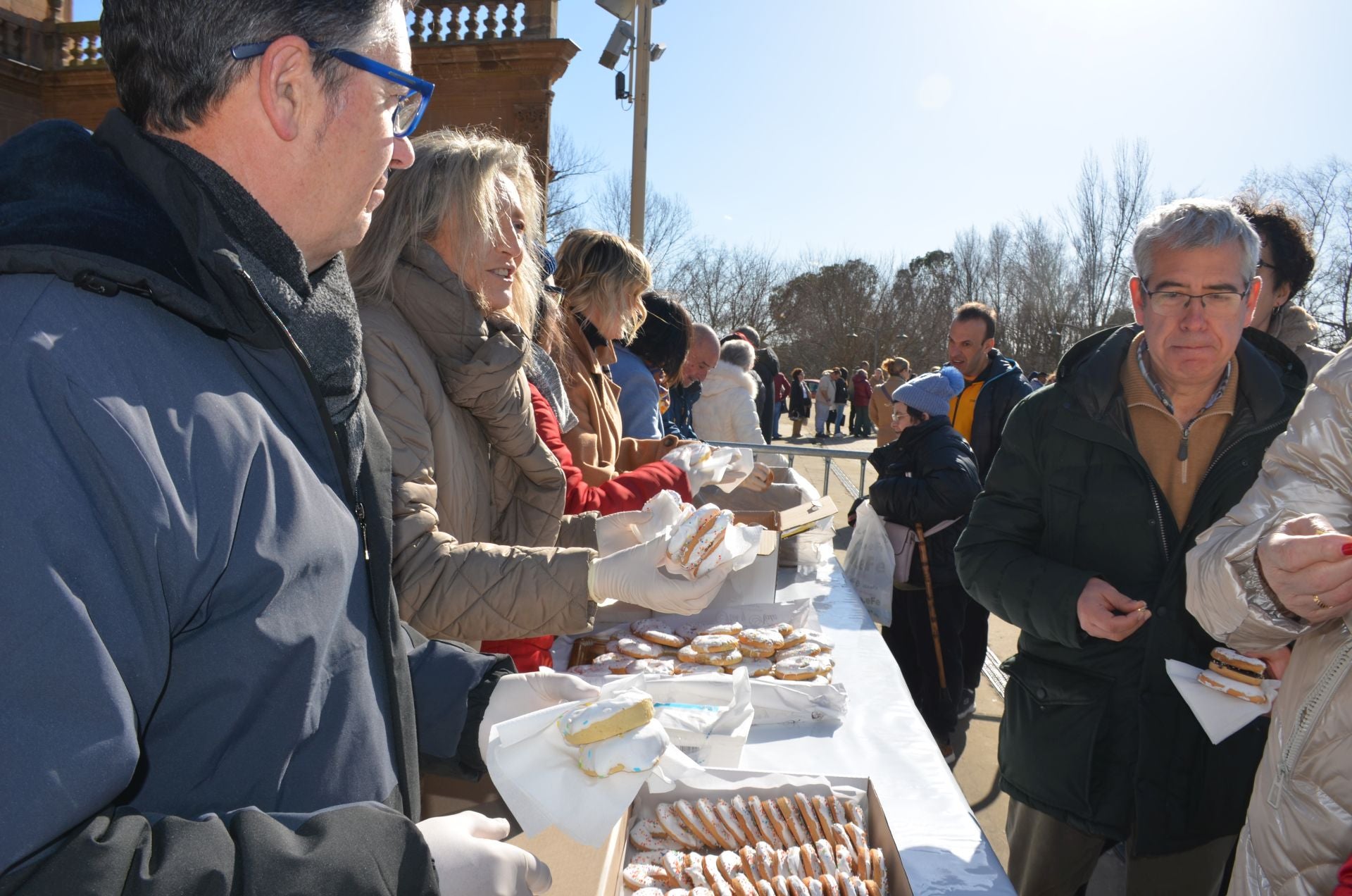 La tradicional bendición de roscos de San Blas