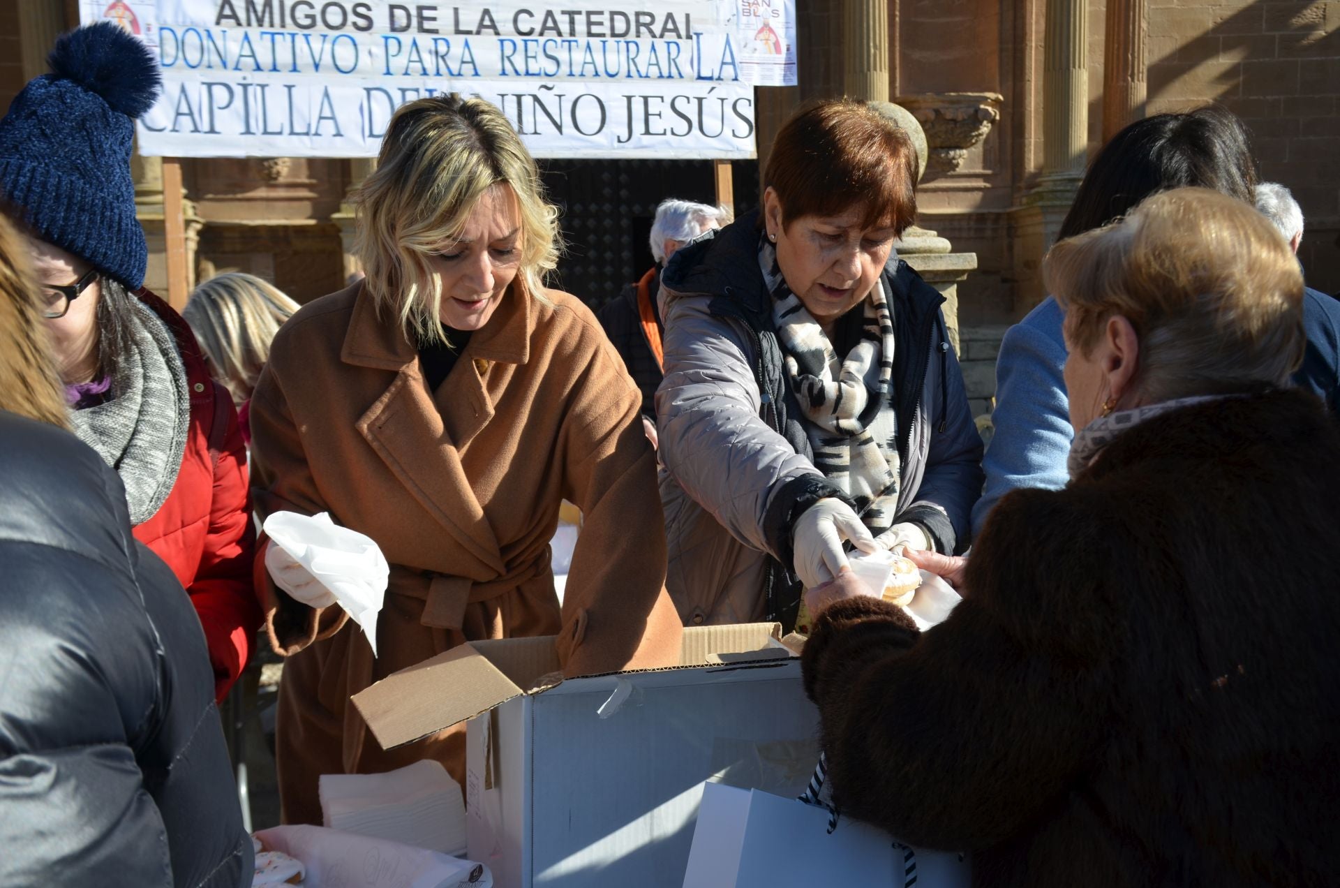 La tradicional bendición de roscos de San Blas