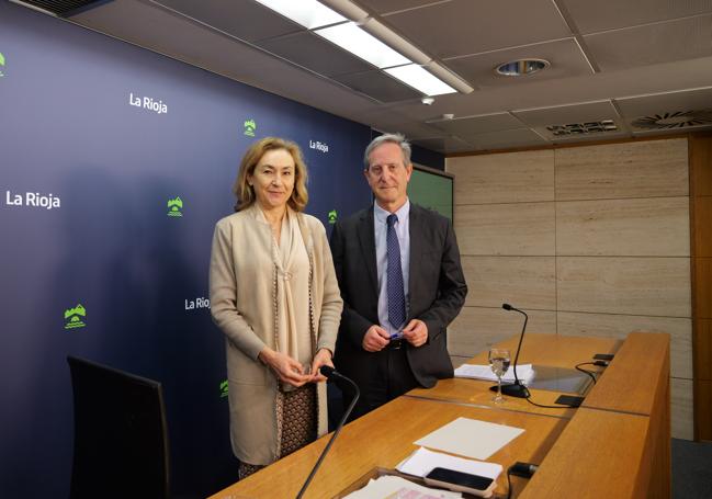 María Martín y Carlos Piserra, en su comparecencia de este viernes.