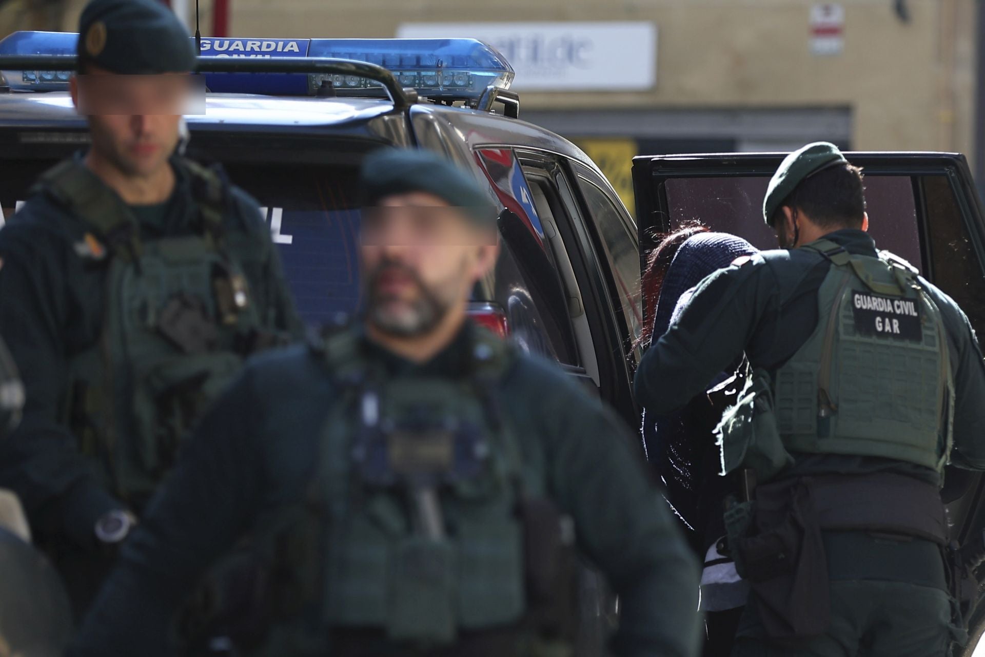 El amplio operativo del GAR en Haro, en imágenes