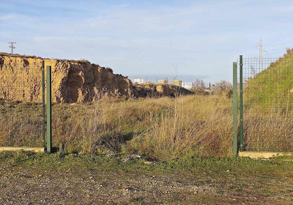 El yacimiento de Sorbán, sin la puerta metálica de acceso.