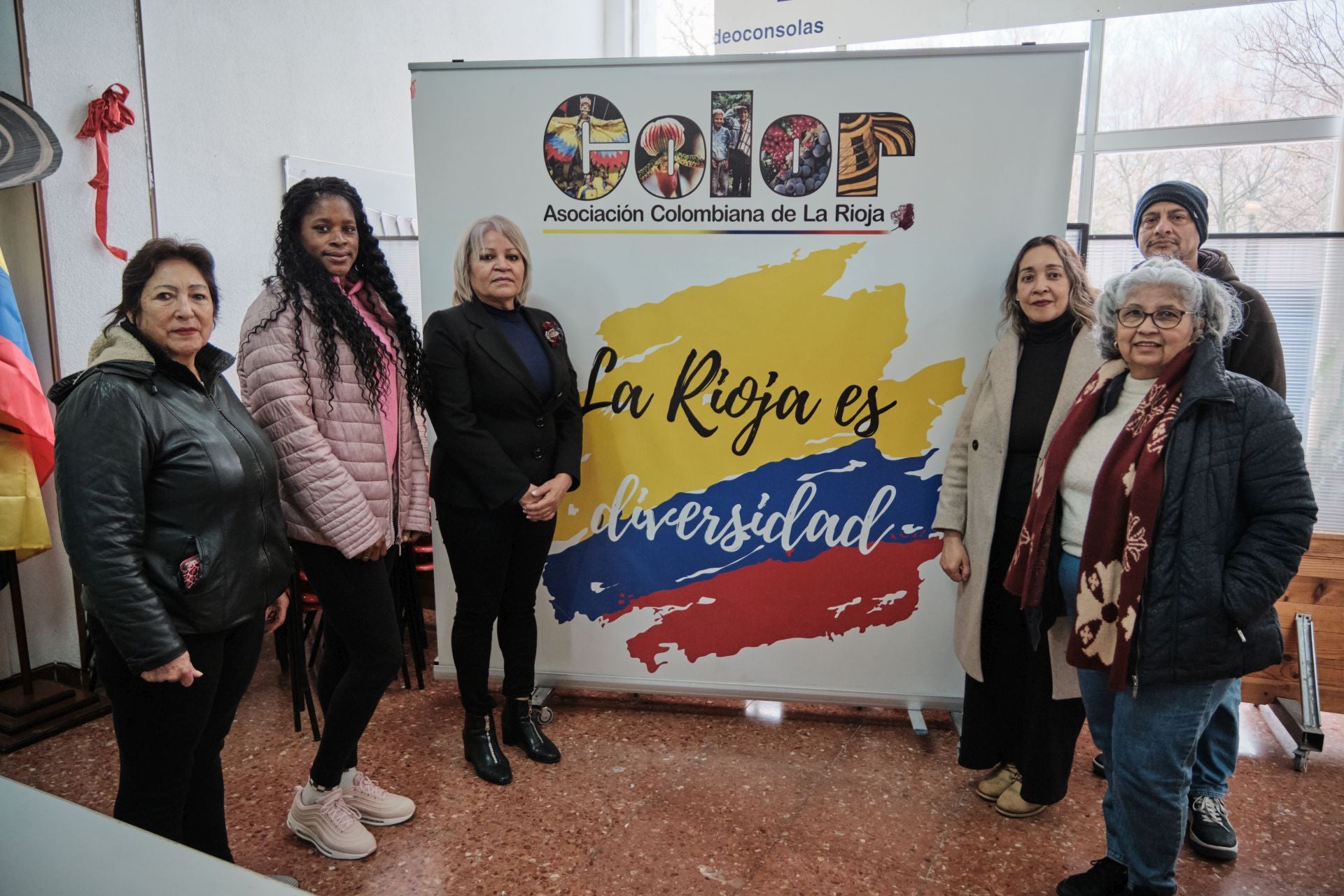 Usuarios y responsables en la sede de Color.