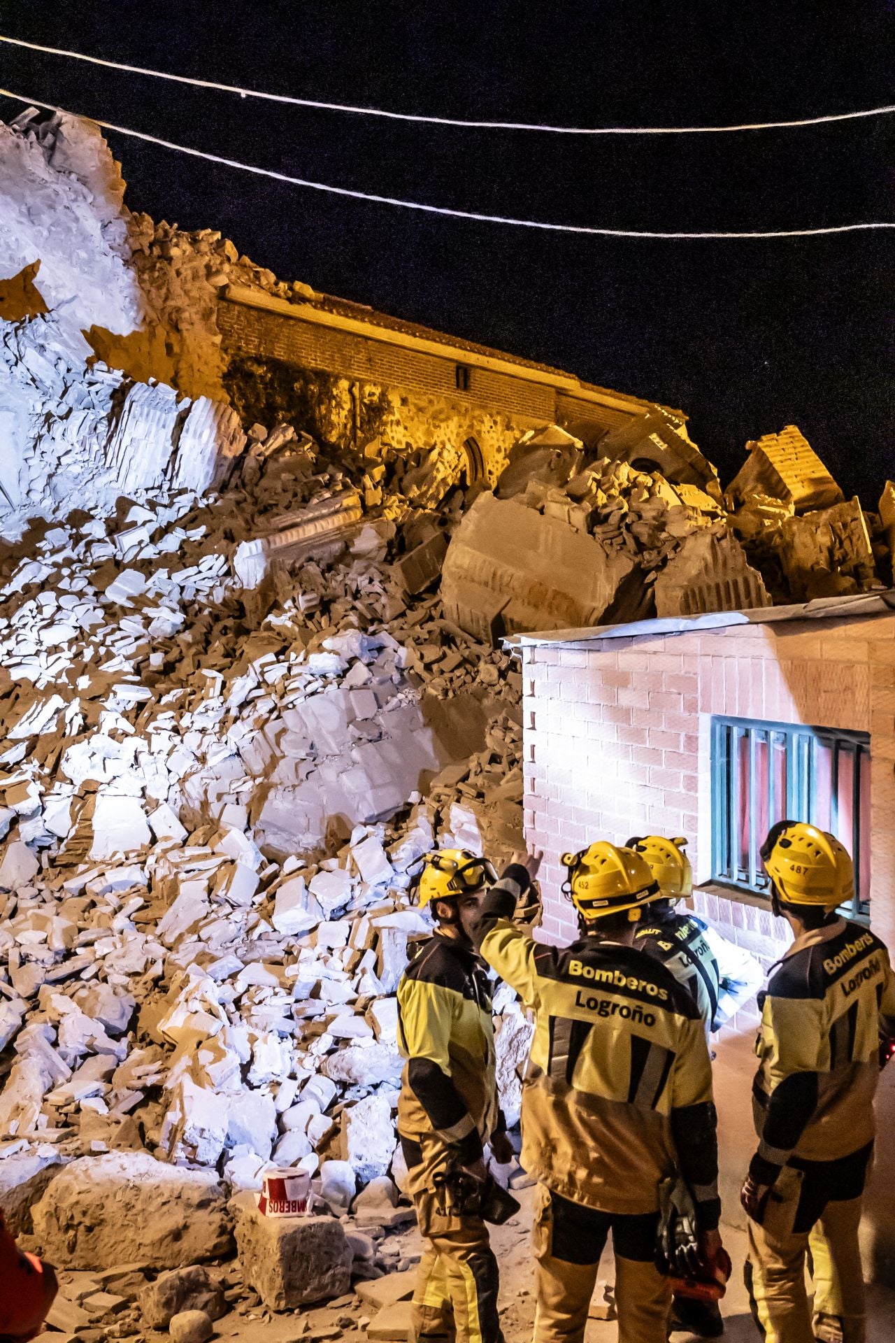 Viguera lamenta la caída de la torre de su iglesia