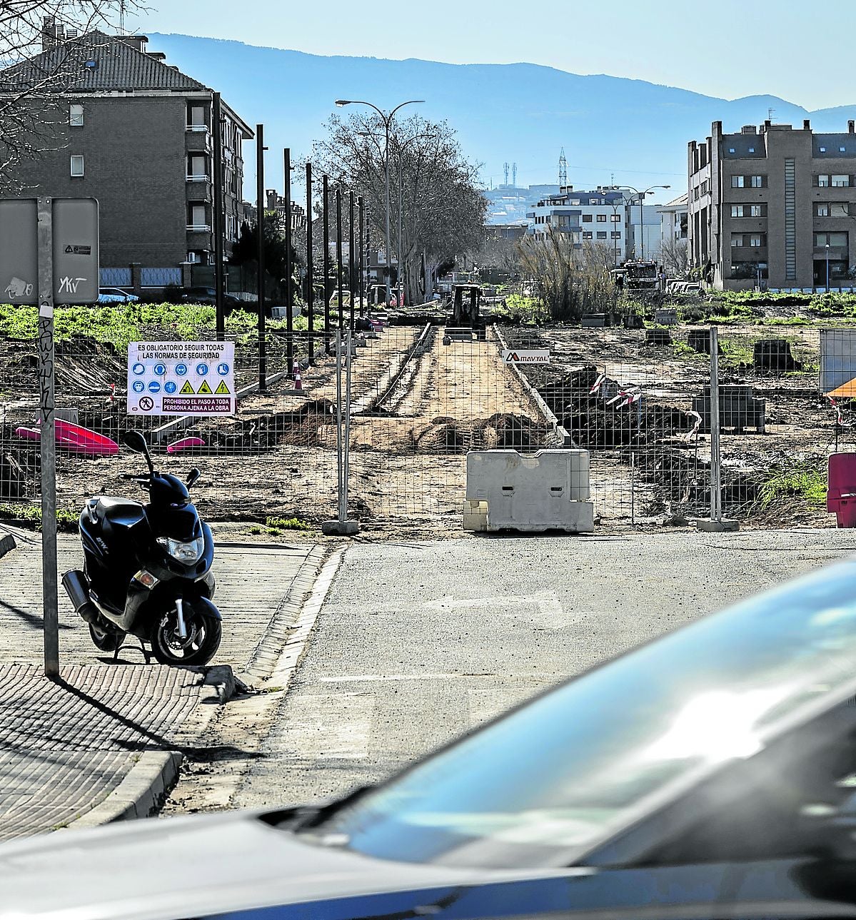 La ejecución de avenida de la Sierra, aún por definir, se estima en 950.000 euros