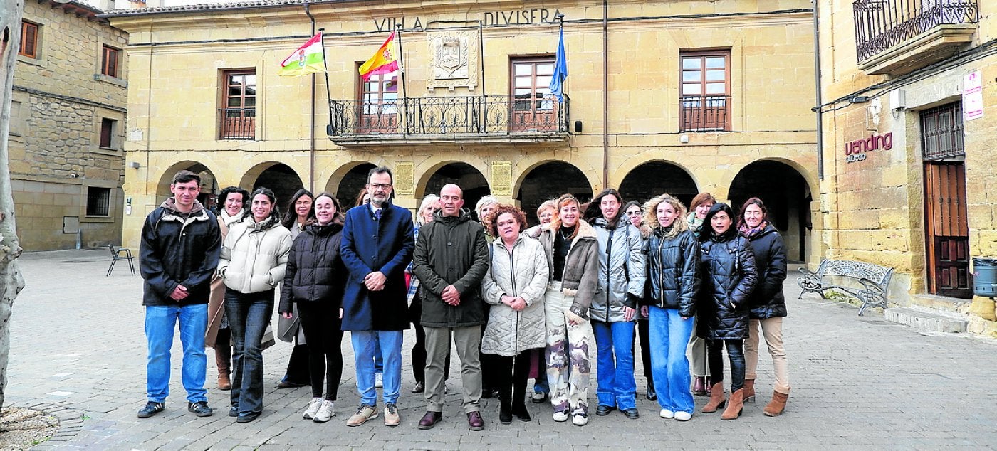 Estudiantes y docentes que han participado en el proyecto.