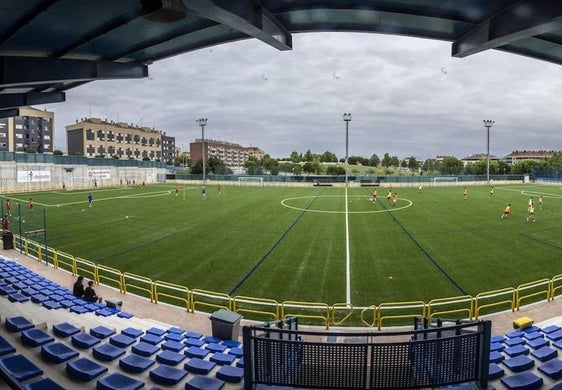 Imagen de archivo del campo de fútbol de El Salvador.