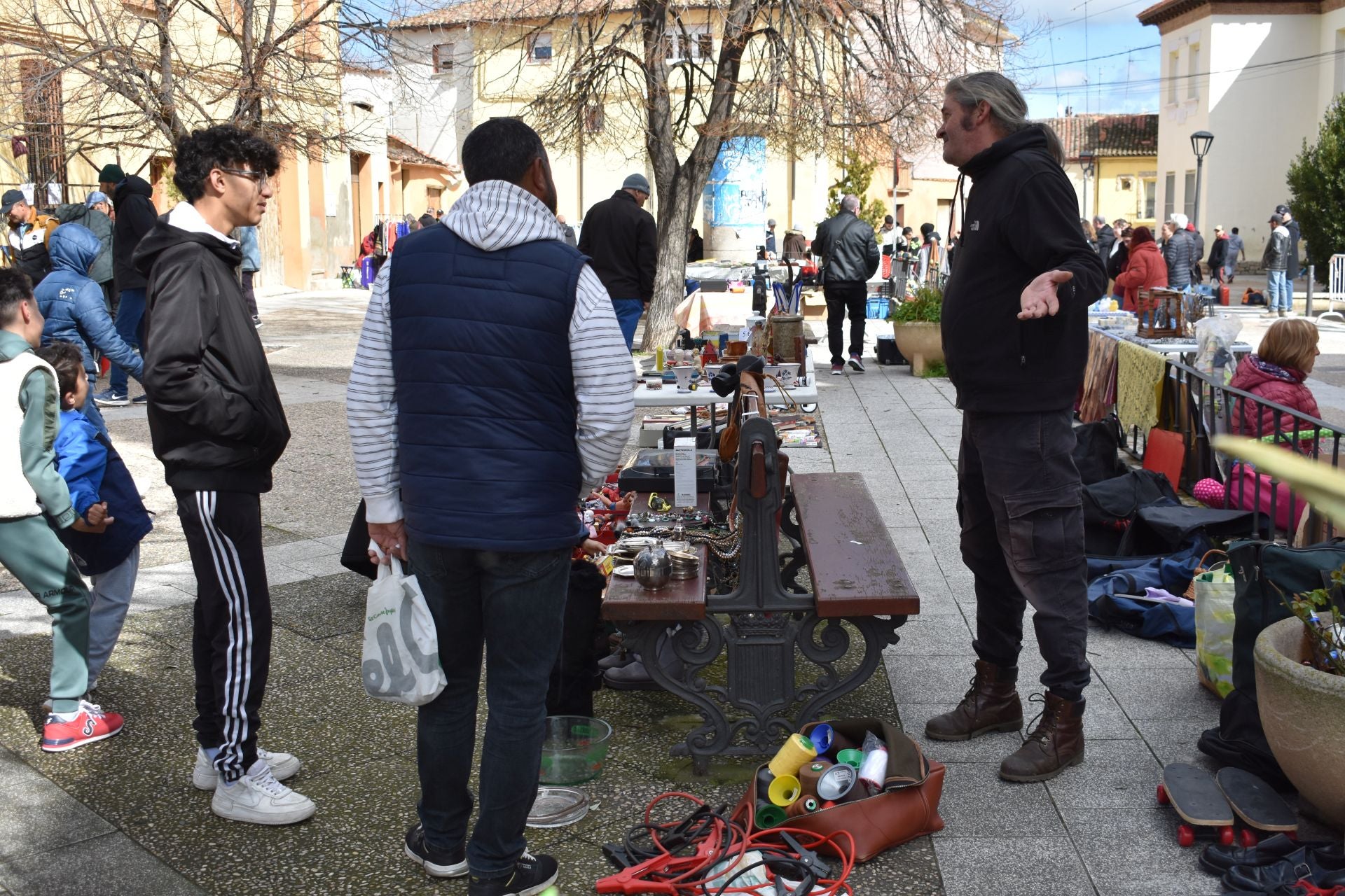 Imágenes del mercadillo &#039;El rincón del coleccionista&#039;
