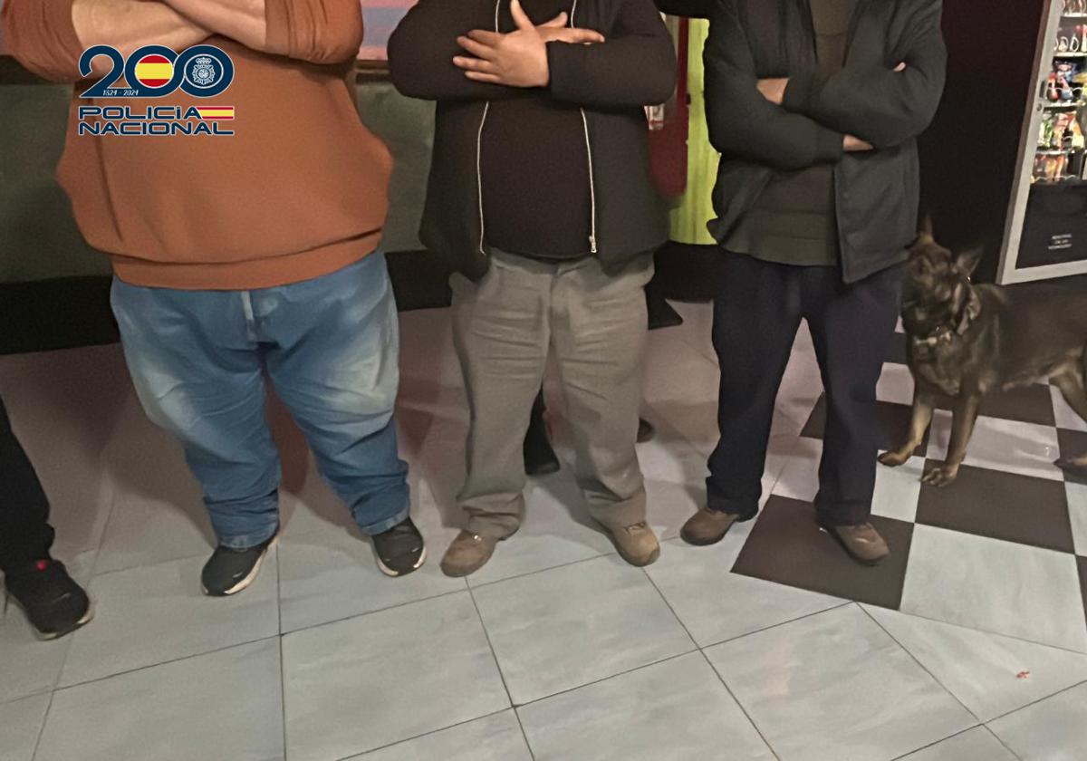 Las imágenes del operativo en los clubs de Rincón de Soto