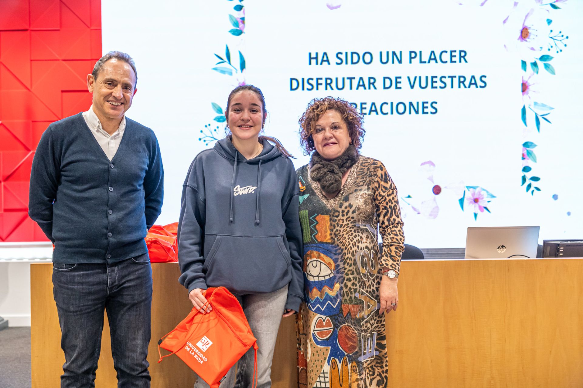 La UR entrega los premios de la Olimpiada de Filosofía