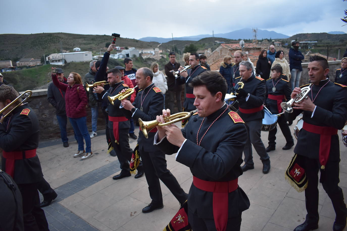 La procesión del IV centenario del Santísimo Sacramento en Autol, en imágenes