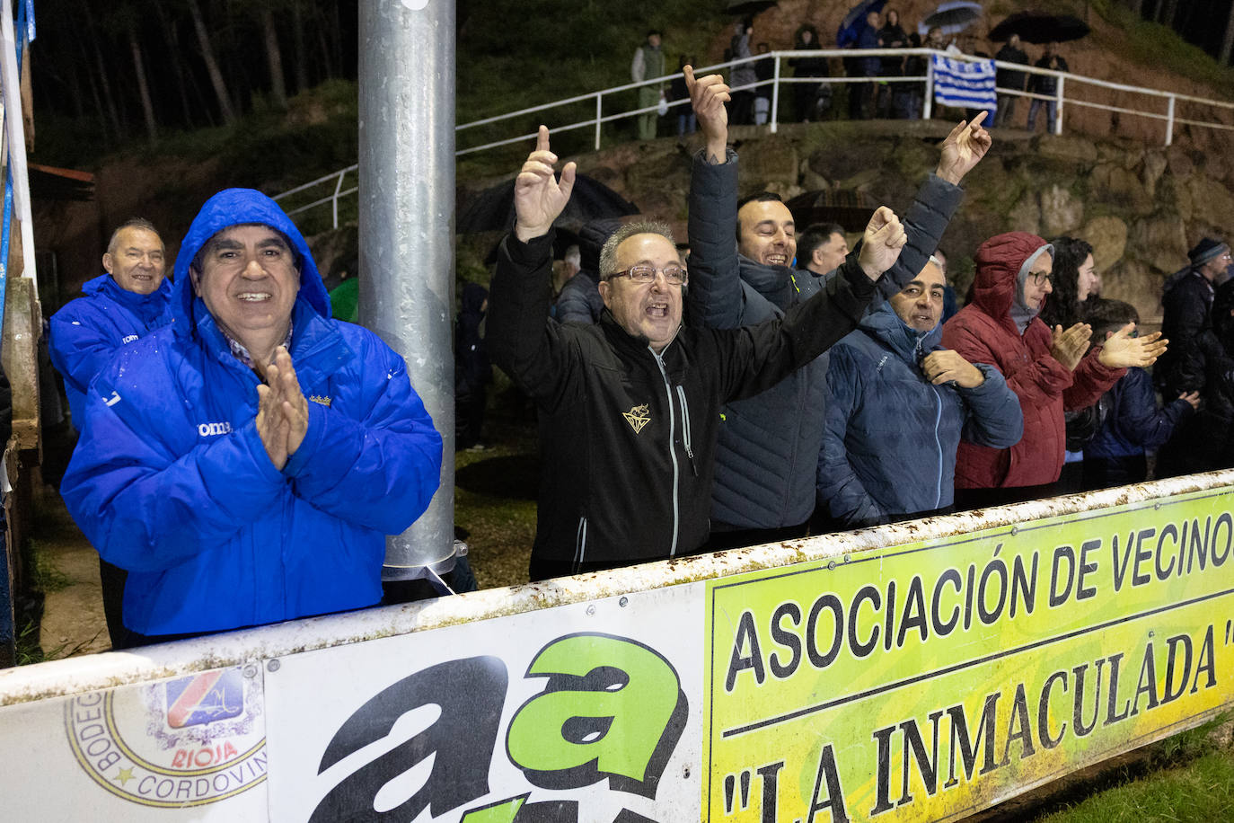 Las imágenes de la celebración del Náxara tras su vuelta a Segunda Federación