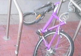 Una bicicleta abandonada, hoy en La Guindilla.