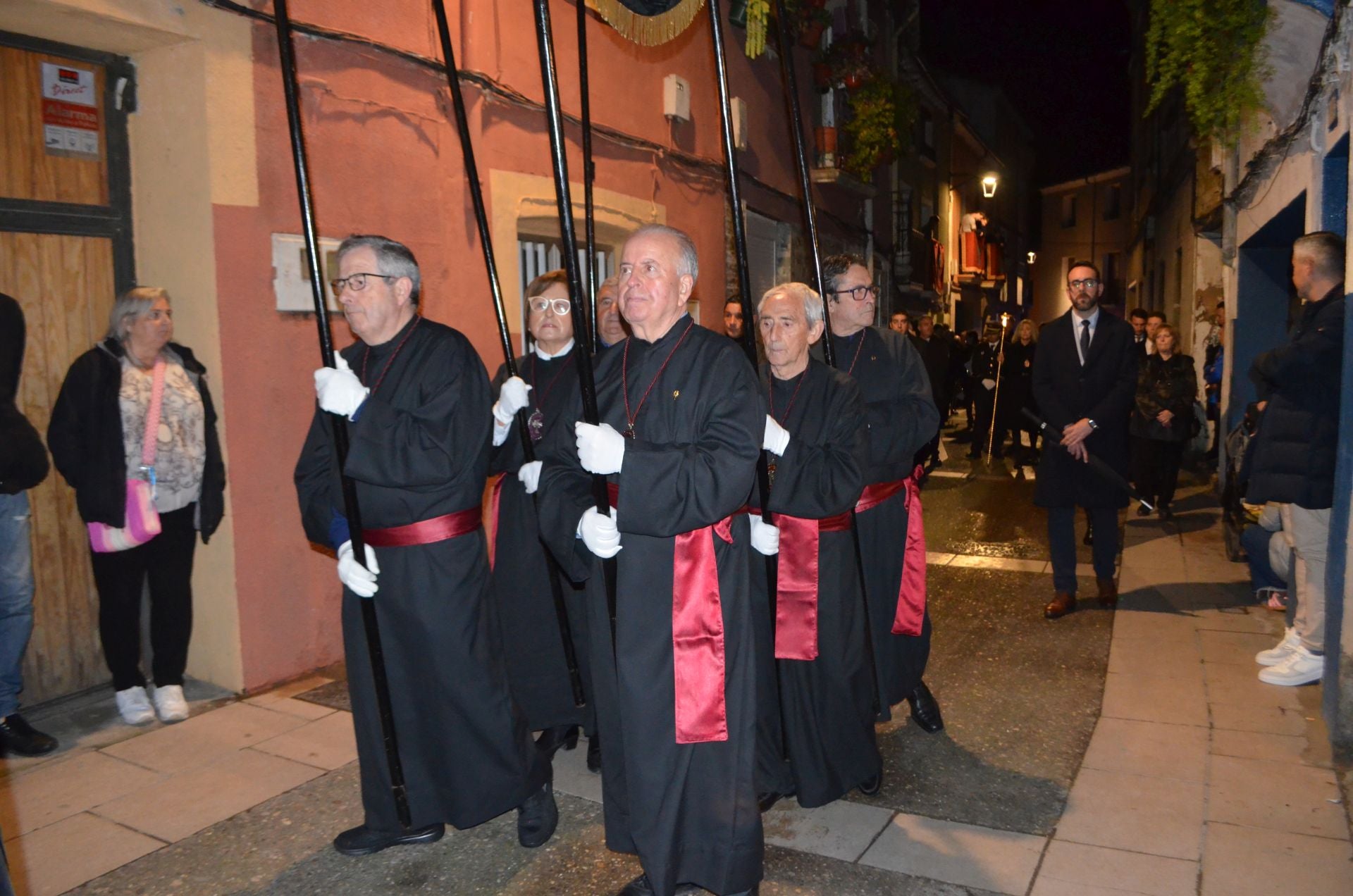 La procesión del Santo Entierro de Calahorra, en imágenes