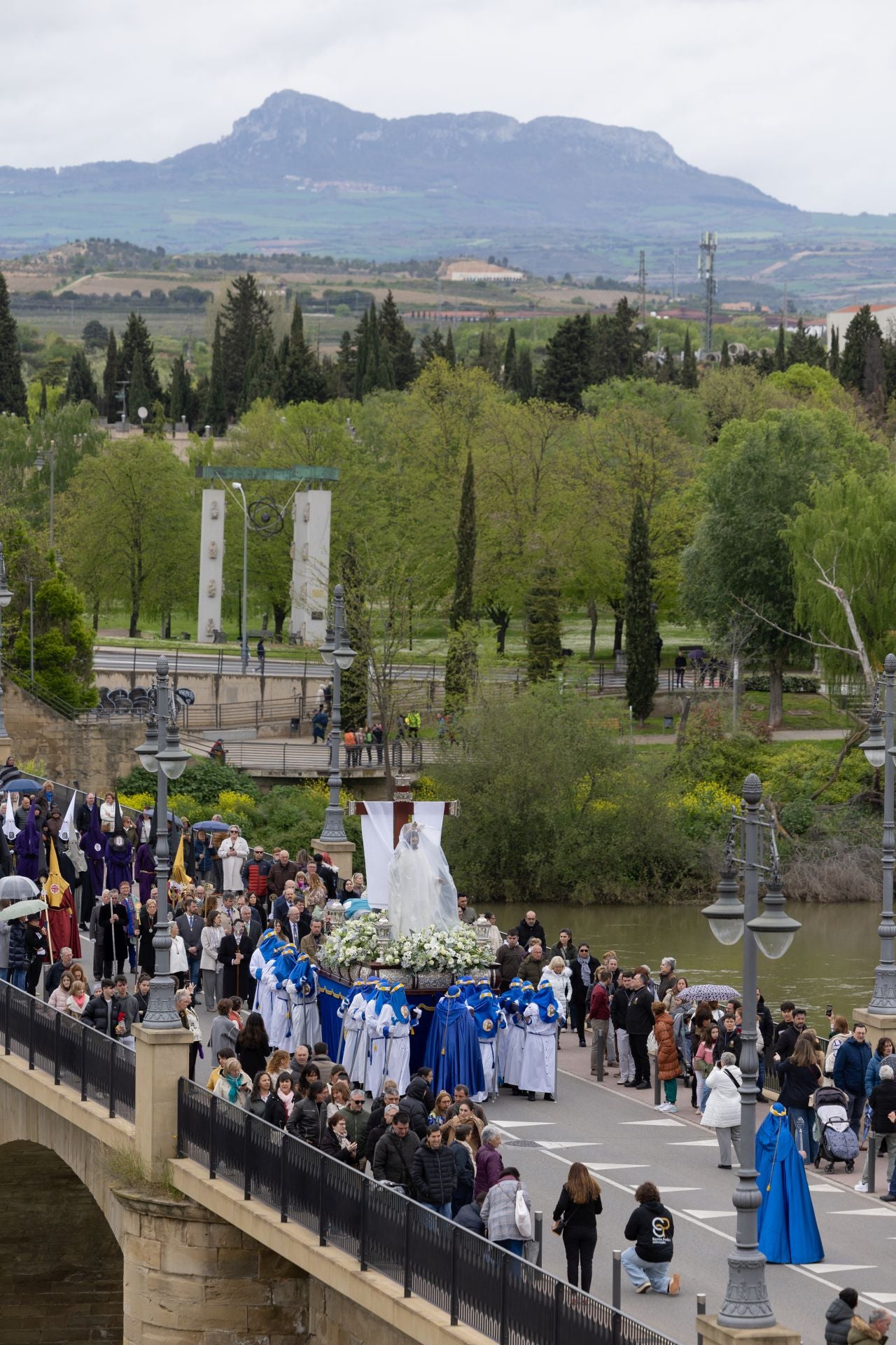 Las imágenes de la procesión de Cristo Resucitado, en Logroño