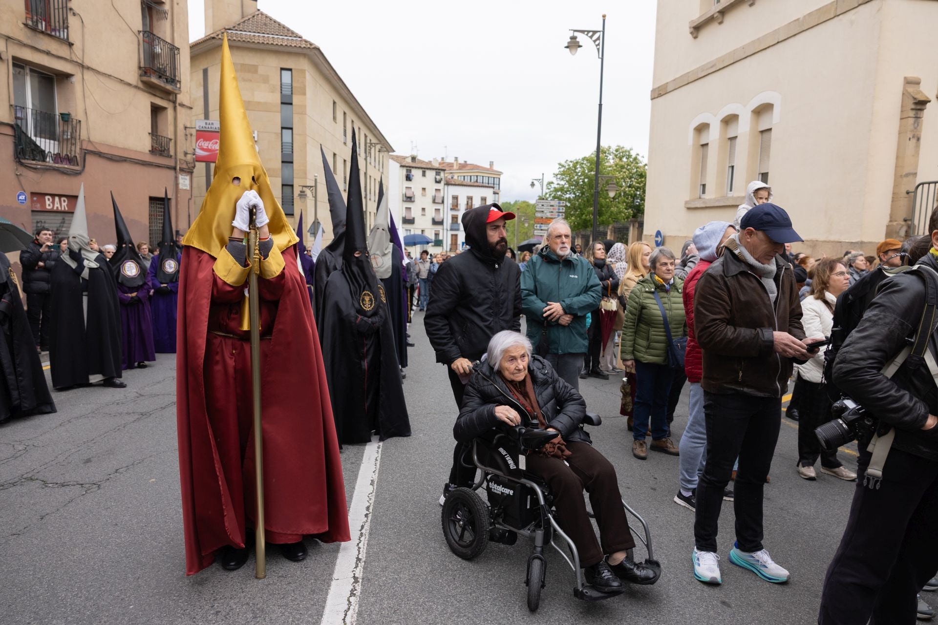 Las imágenes de la procesión de Cristo Resucitado, en Logroño