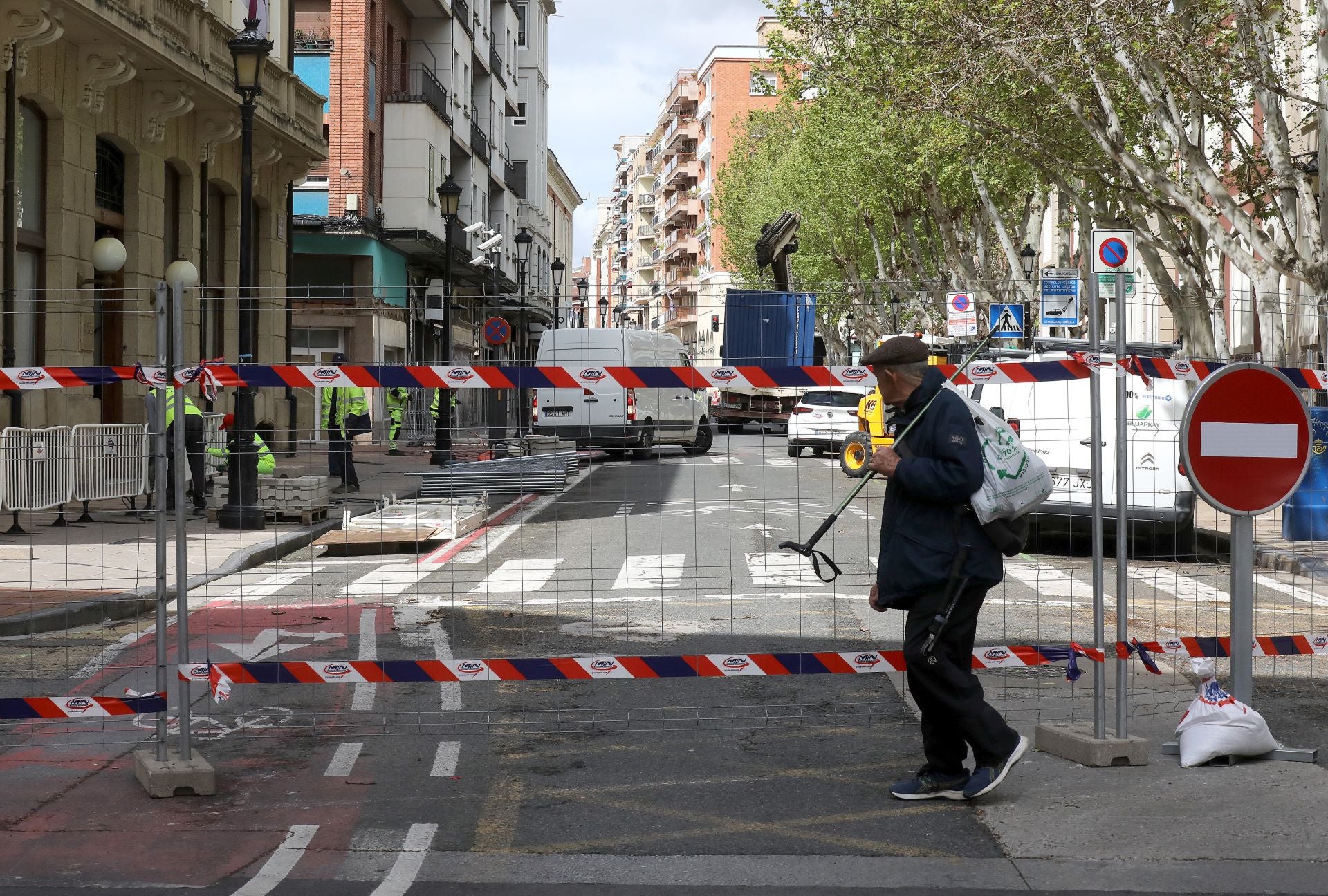 Corte de Duquesa de la Victoria entre Juan XXIII y Beti Jai a fin de conectar las Cien Tiendas con la Glorieta.