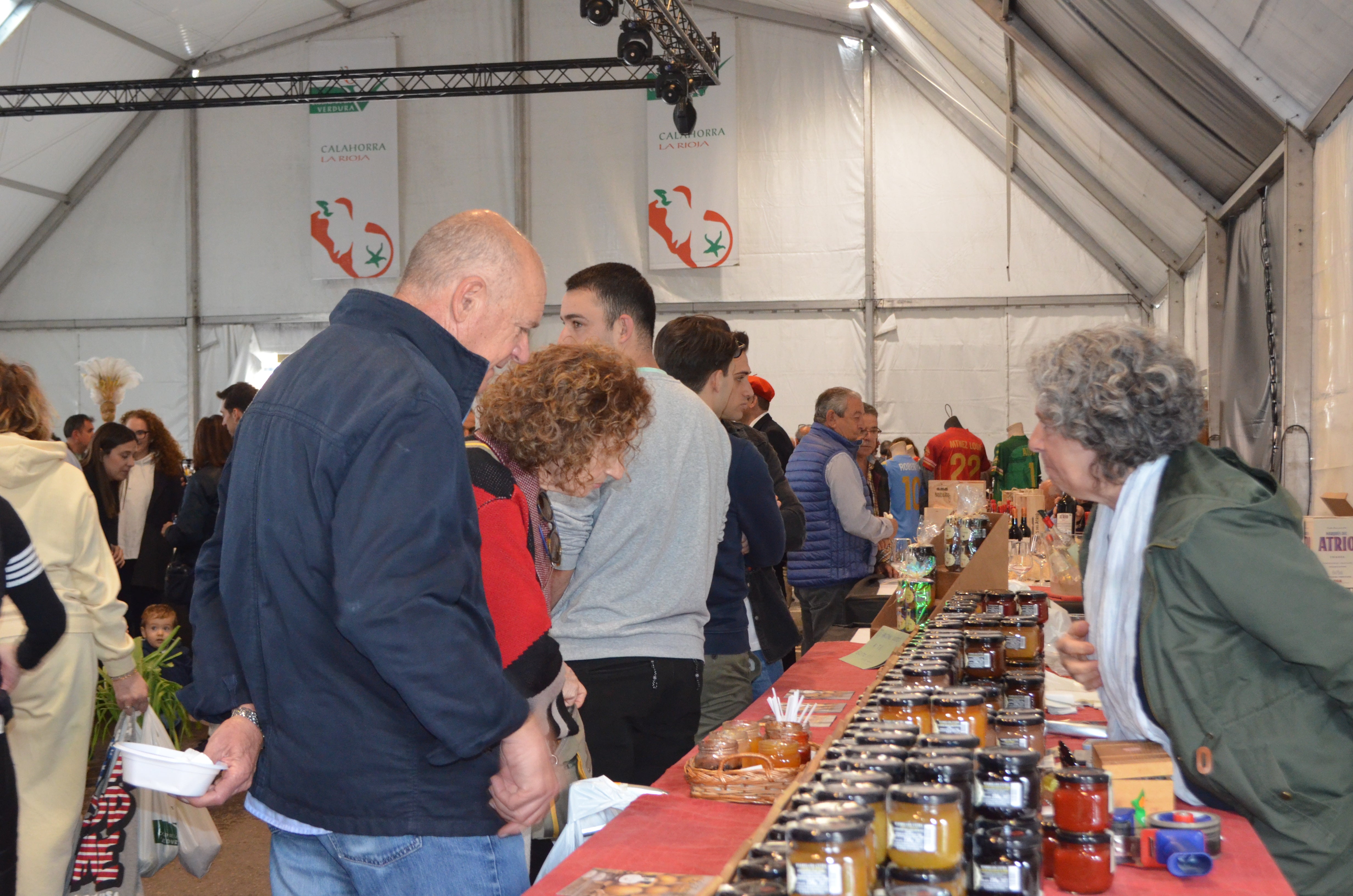 La mejor cara de las Jornadas Gastronómicas de la Verdura en la carpa del Silo