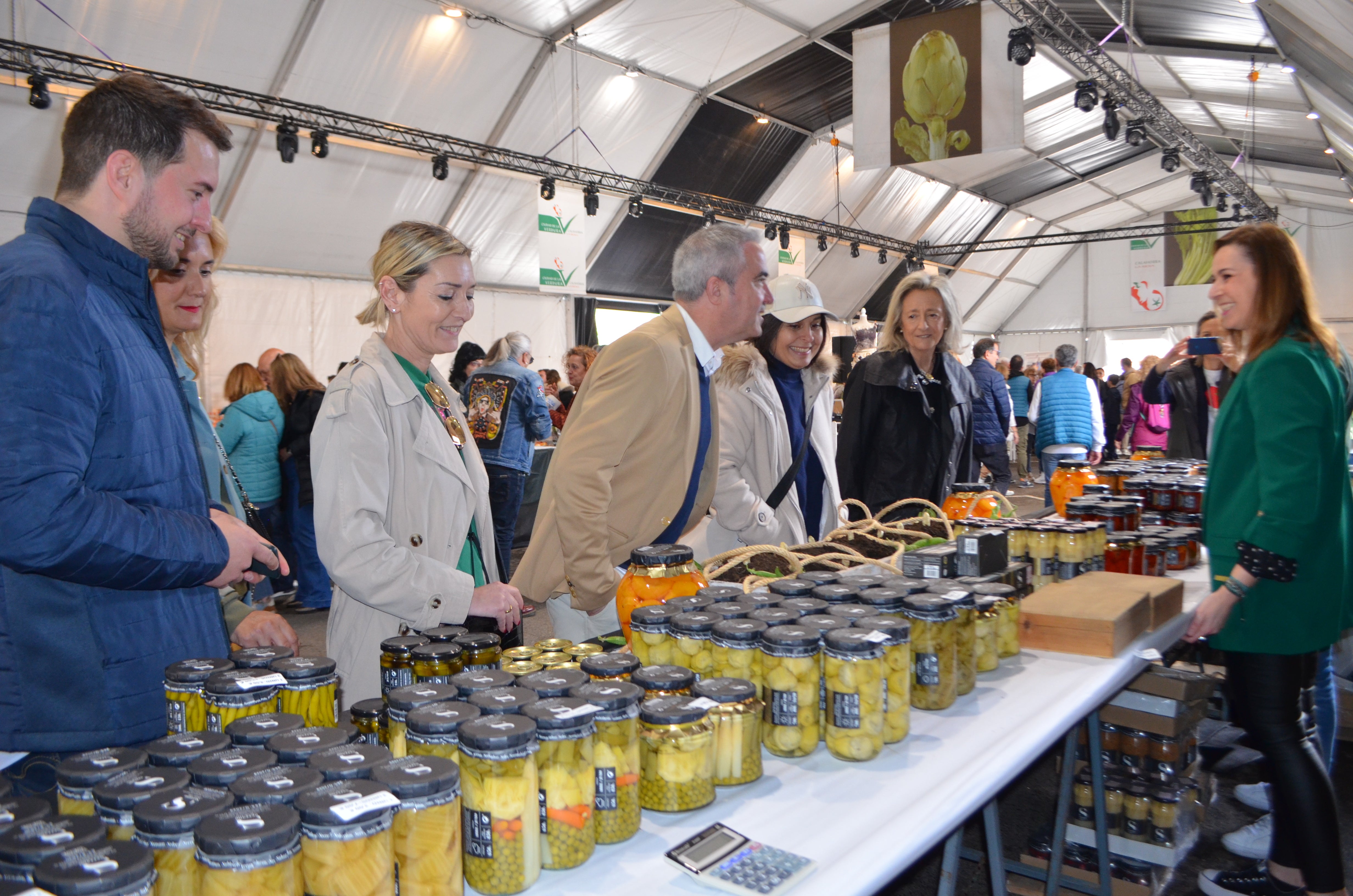 La mejor cara de las Jornadas Gastronómicas de la Verdura en la carpa del Silo