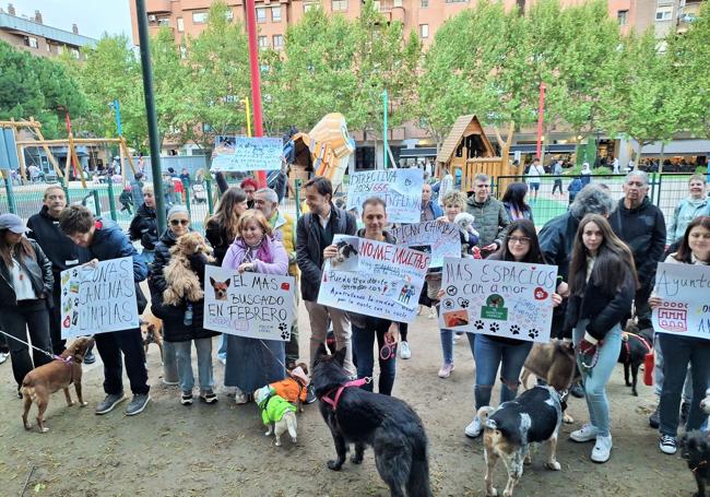 La protesta se movilizó hasta la plaza 1 de mayo.