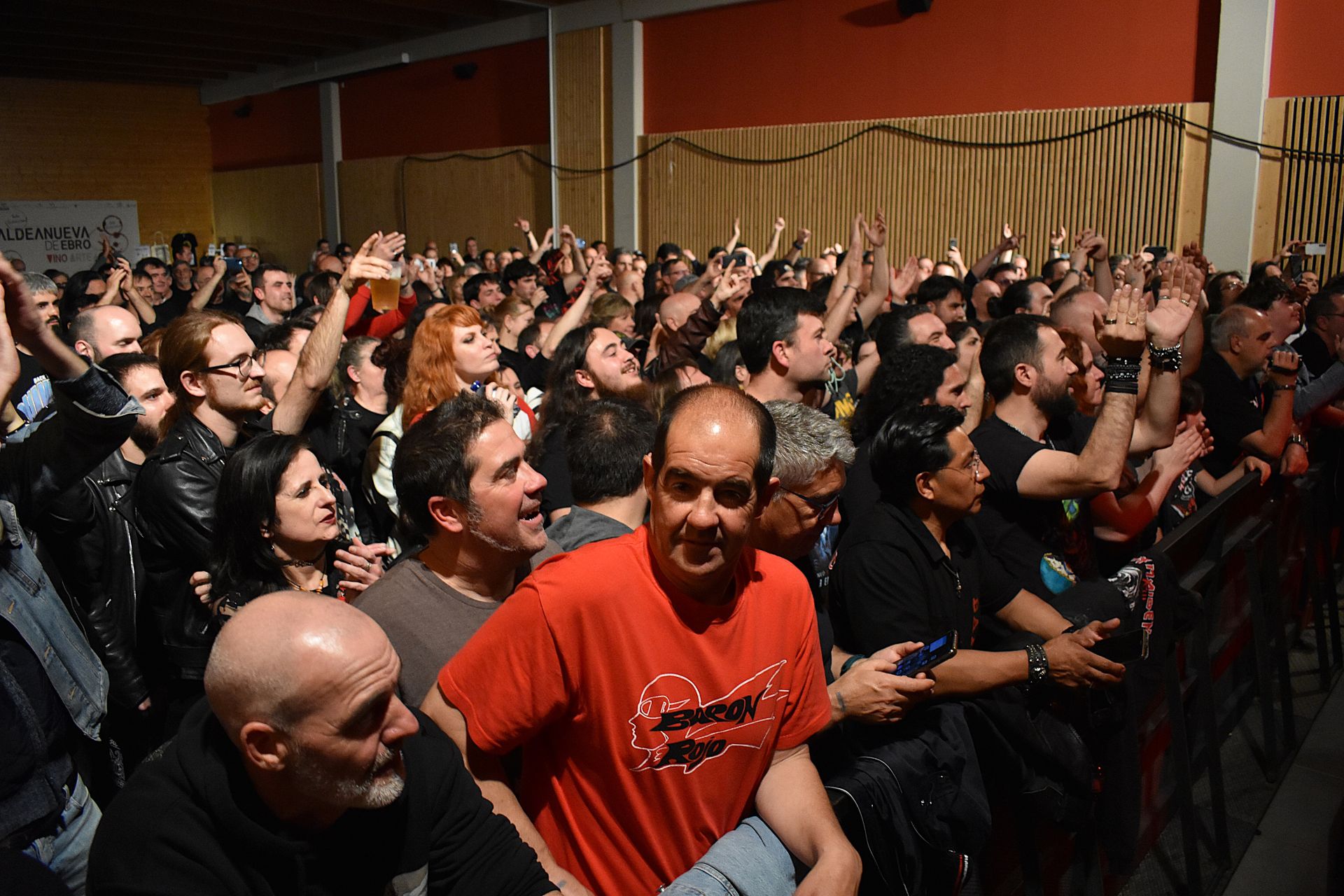 El concierto de Obús y Barón Rojo en la sala Entreviñas