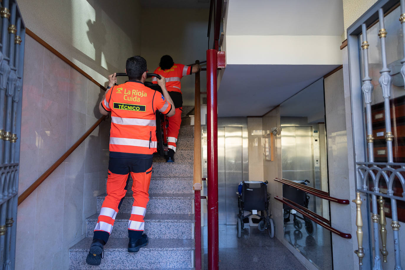 El apagón en La Rioja: más de 100 personas atrapadas en ascensores o que no podían acceder a sus domicilios