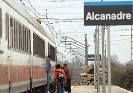 Estación de tren de Alcanadre, en una foto de archivo.