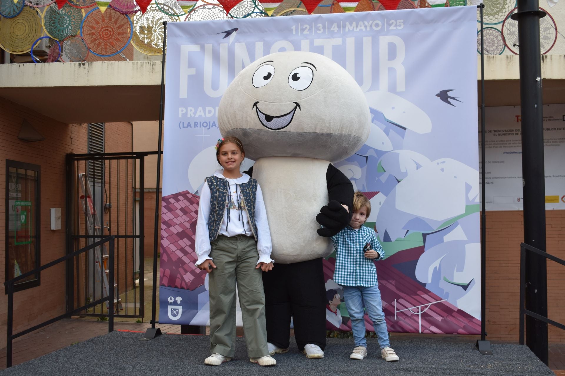 Los hermanos Echapresto, embajadores del champiñón en Pradejón