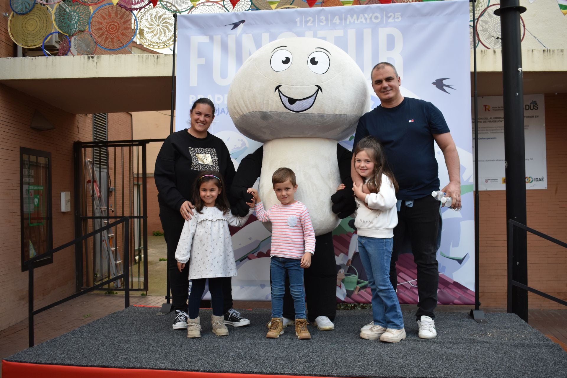 Los hermanos Echapresto, embajadores del champiñón en Pradejón