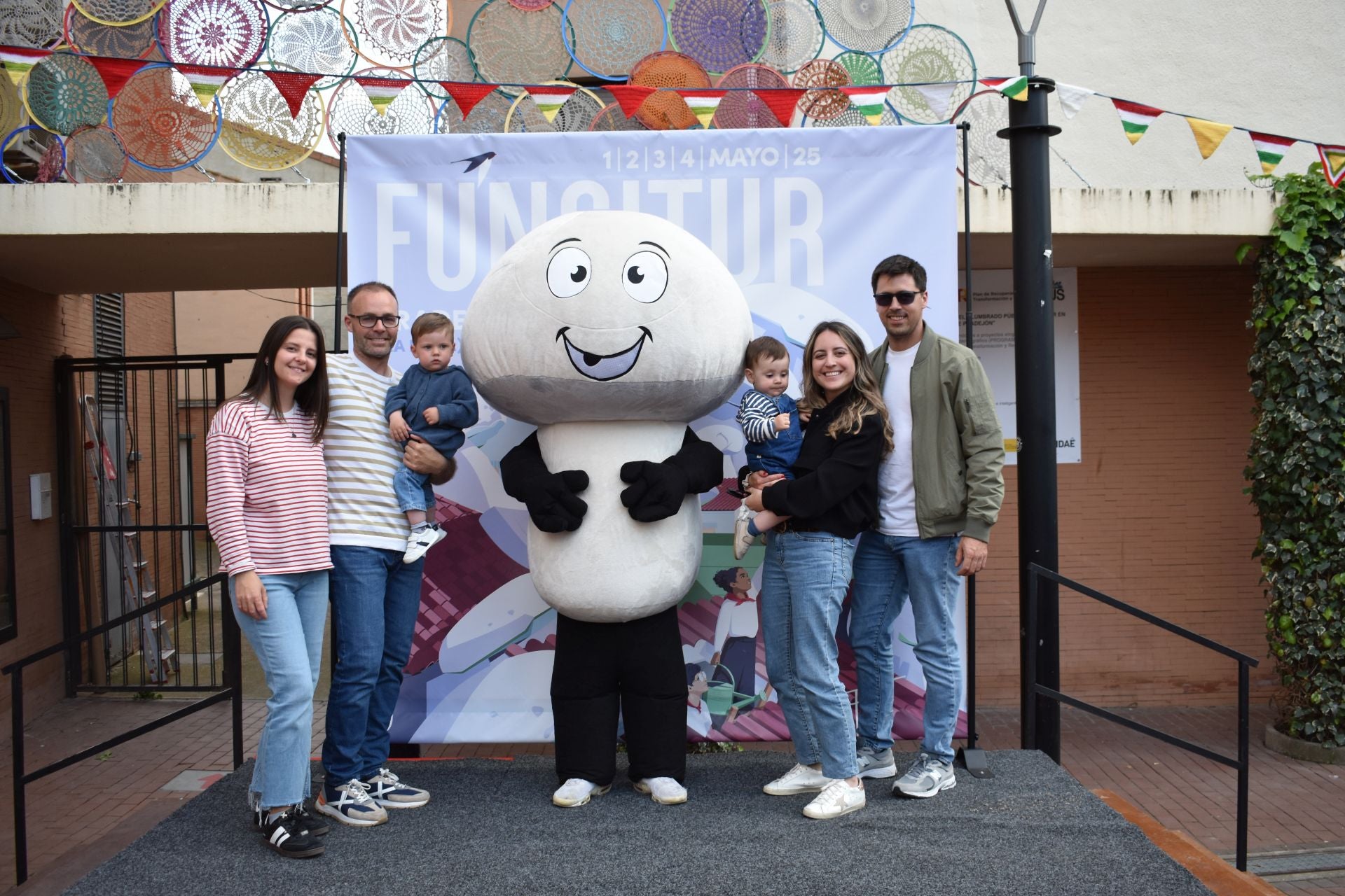 Los hermanos Echapresto, embajadores del champiñón en Pradejón