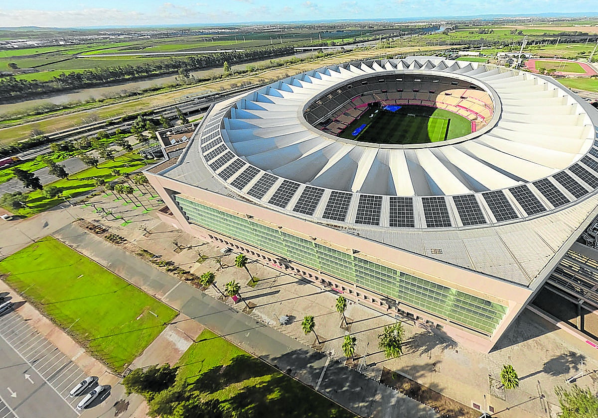 Las placas fotovoltaicas de la riojana Ecotelia del estadio de La Cartuja en Sevilla