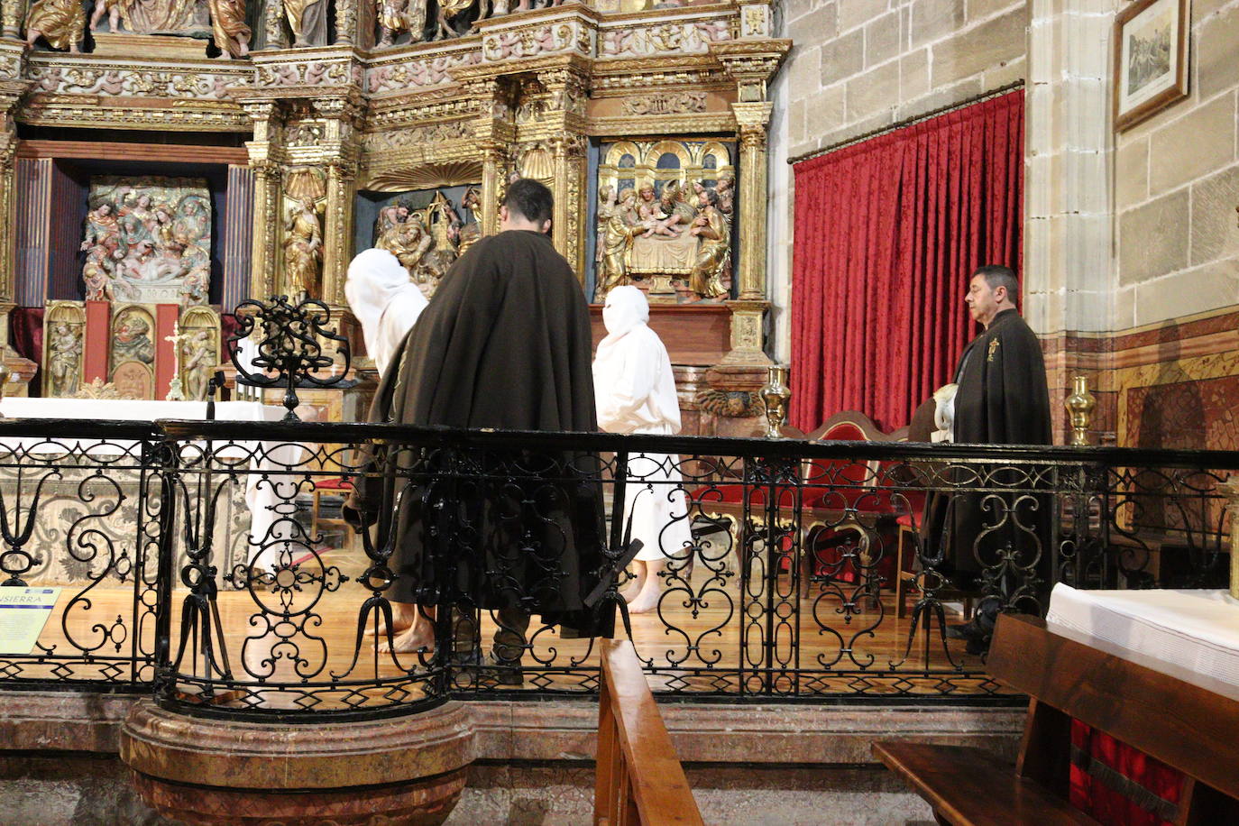 Las imágenes de la celebración de la Exaltación de la Santa Cruz