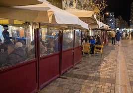 Las terrazas y su horario de cierre, en el centro de la polémica de la futura ordenanza municipal.