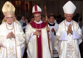 Jesús Moliner, Robert Francis Prevost y Fortunato Pablo Urcey en Perú.