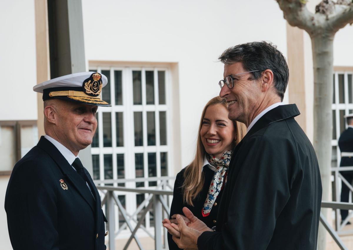Imagen secundaria 1 - Distintos momentos del acto celebrado en Hervías este sábado.