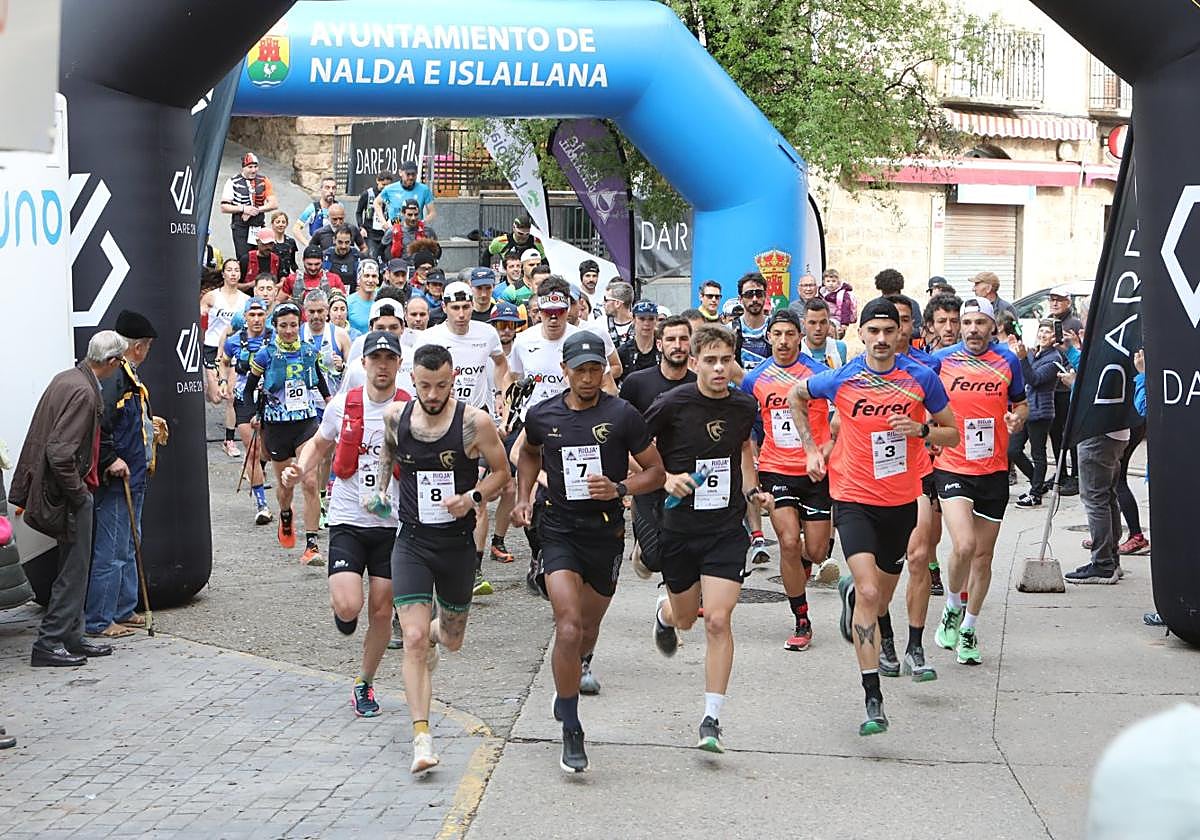 Imagen de la salida de la segunda etapa, ayer.