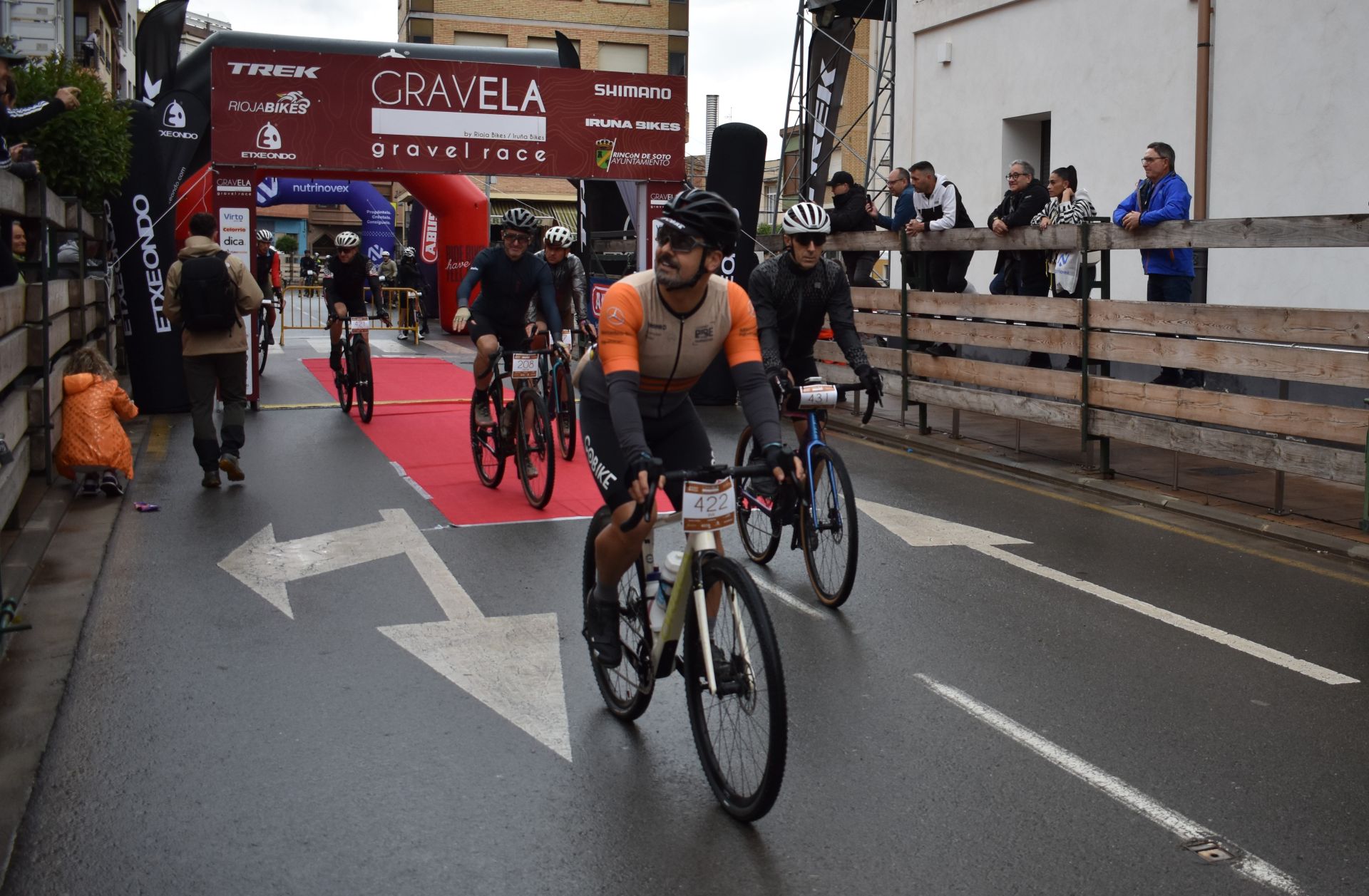 Las imágenes de la carrera solidaria GravELA