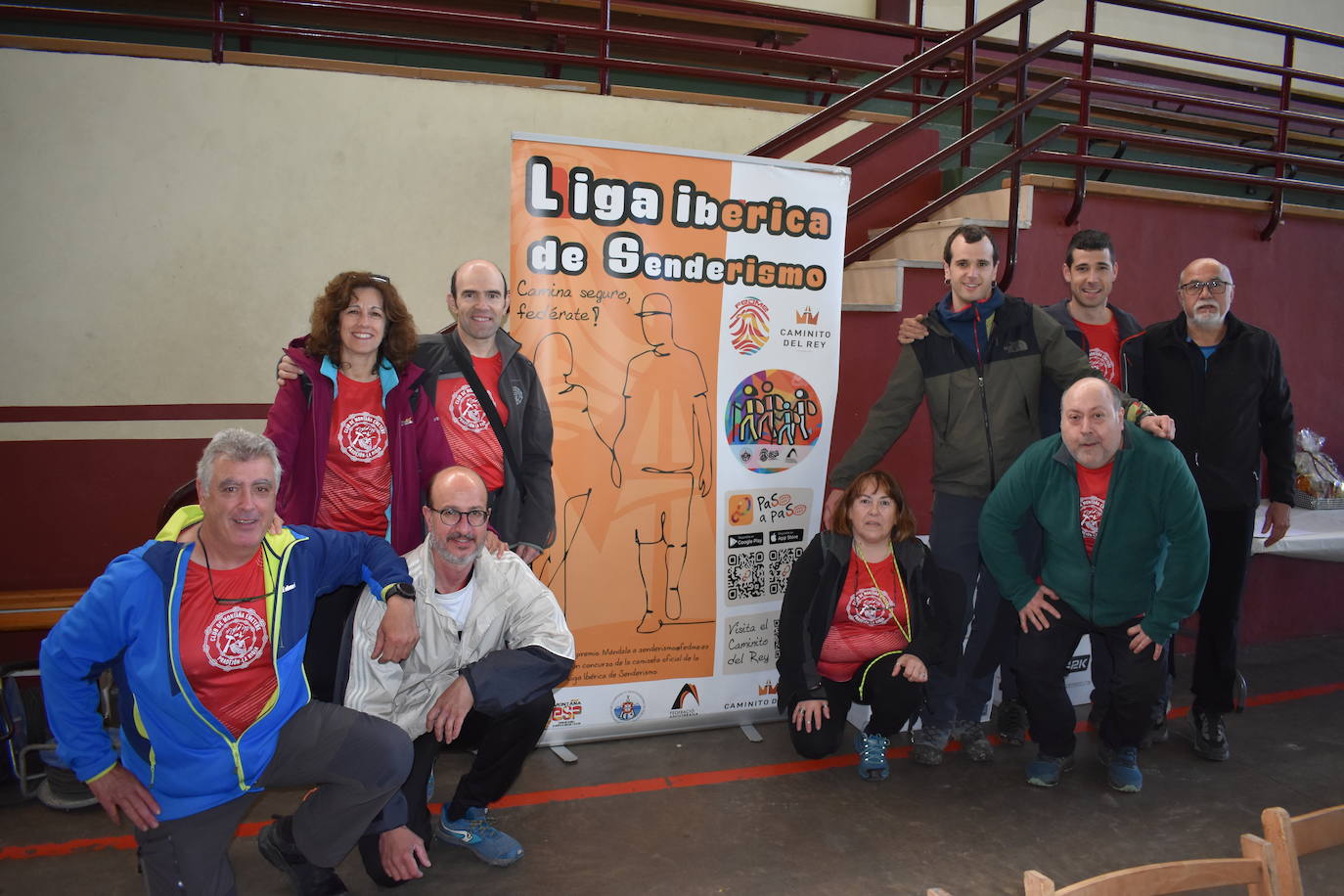 Las imágenes de la marcha senderista en Pradejón