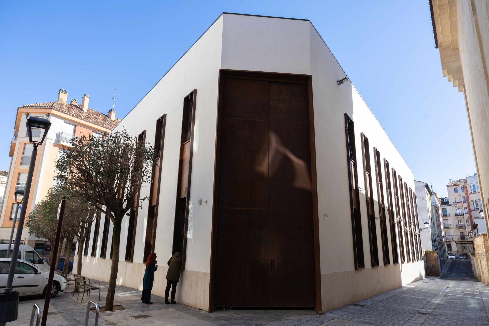 El antiguo colegio San Bernabé, ya rehabilitado pero todavía cerrado.