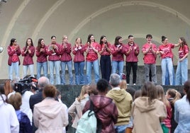 El Bosonit Unibasket celebra su ascenso en El Espolón