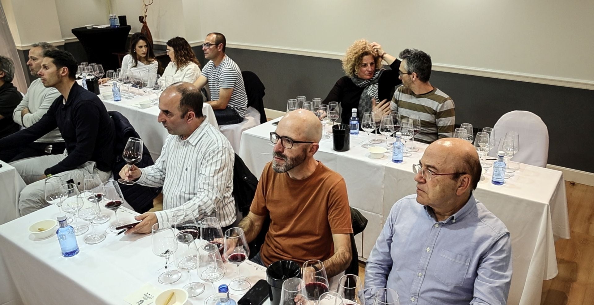 Club de Catas de lomejordelvinoderioja con Betolaza