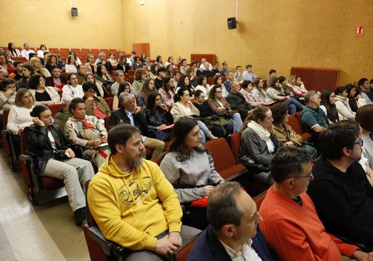 Más de 700 personas participan en el 'Sábado de Puertas Abiertas' de la UR