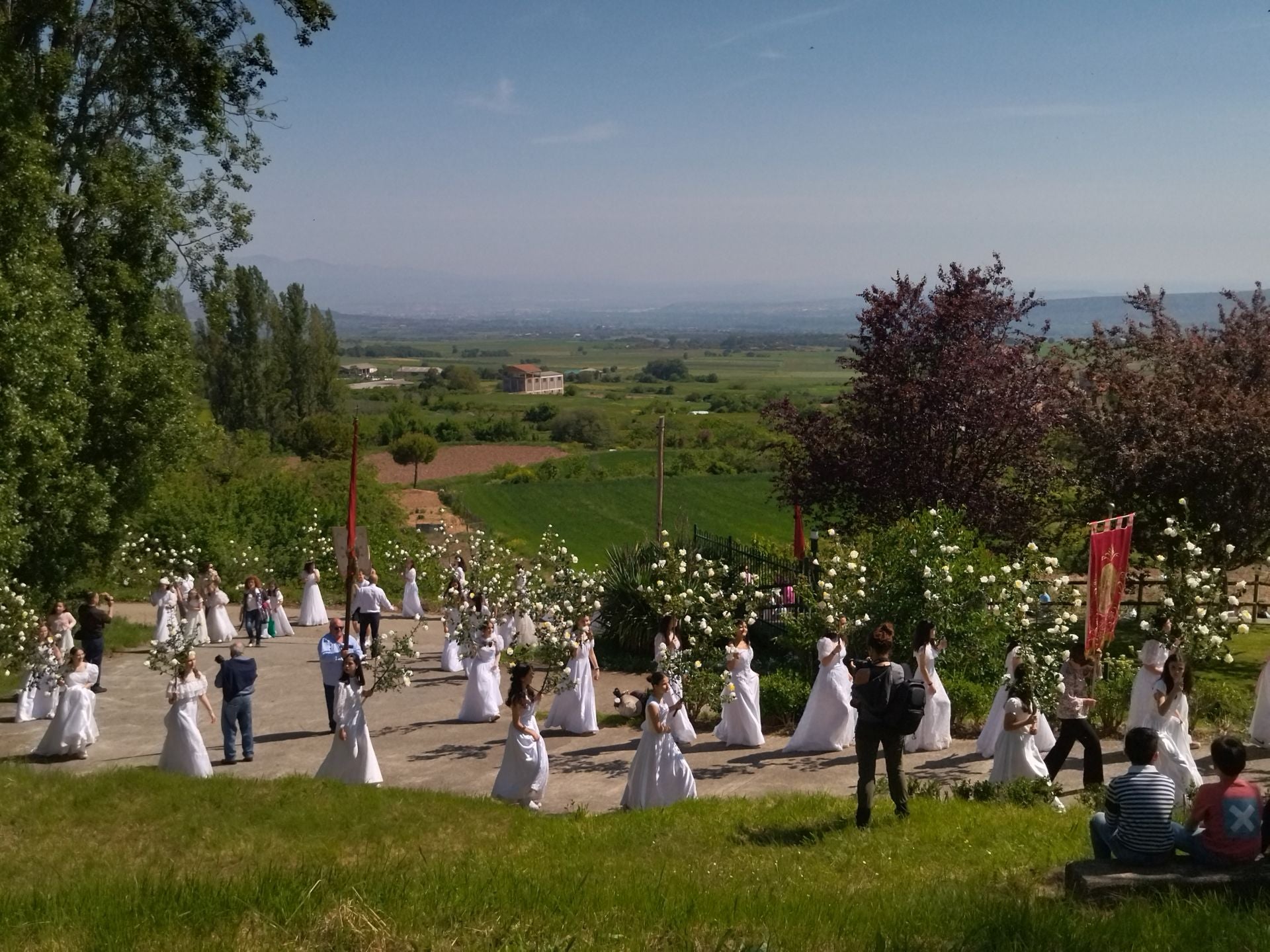 Las imágenes de la procesión de las Doncellas de Sorzano