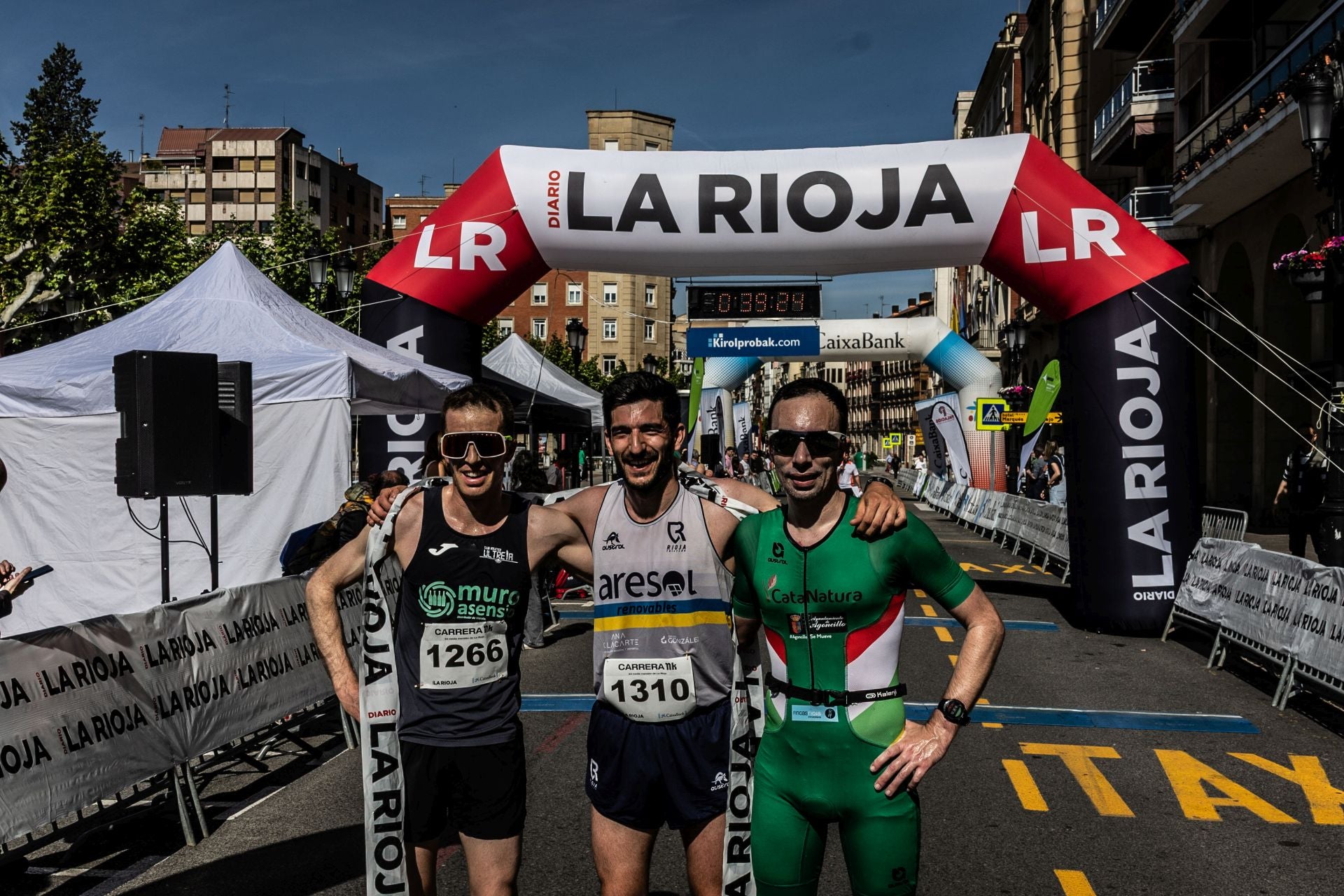 Fotos | La llegada a meta de los corredores