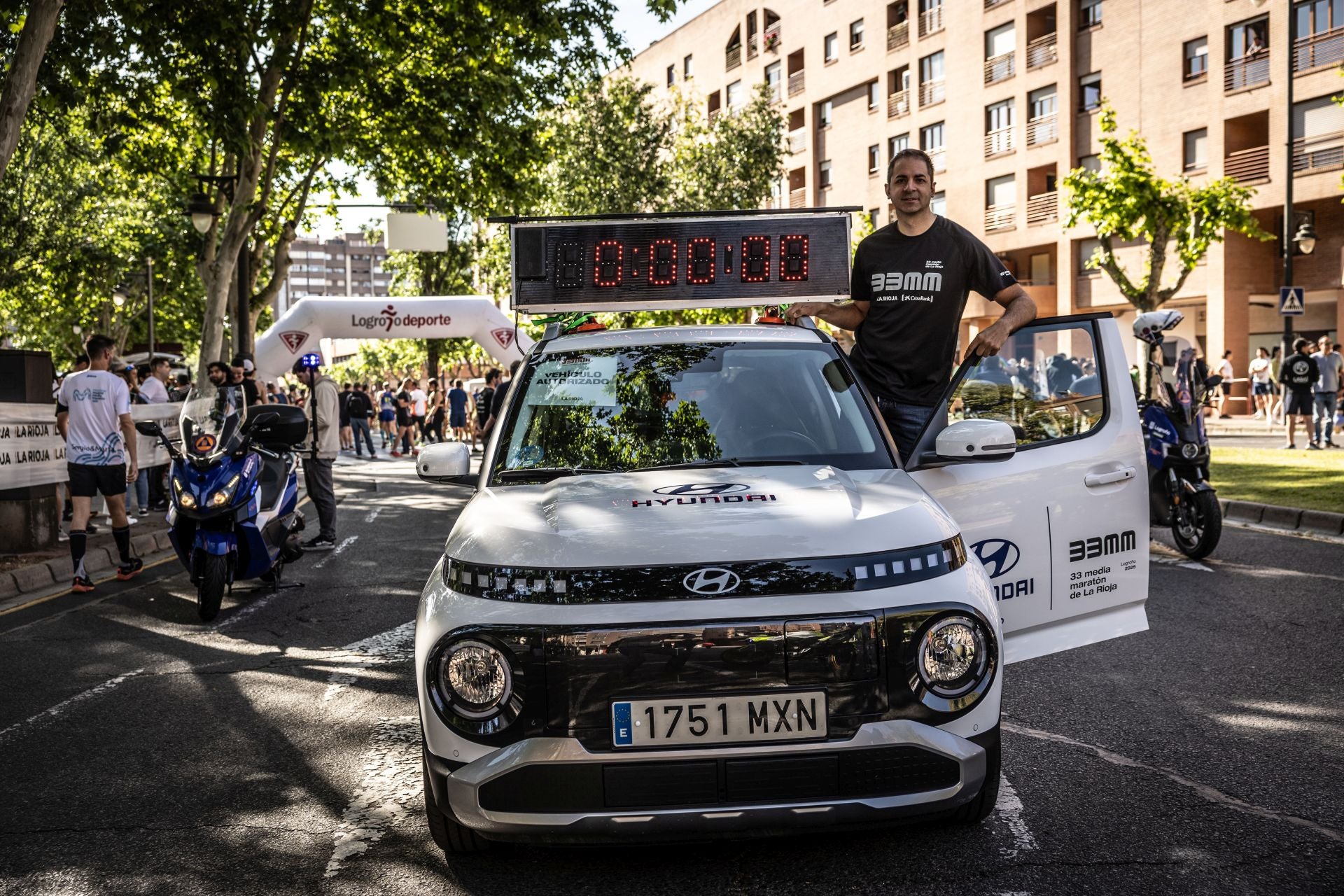 Las imágenes de la salida y la carrera de la Media Maratón de La Rioja