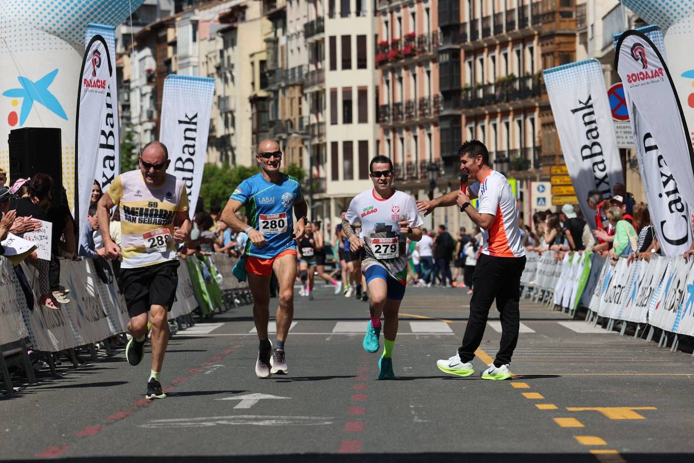Fotos | La llegada a meta de los corredores