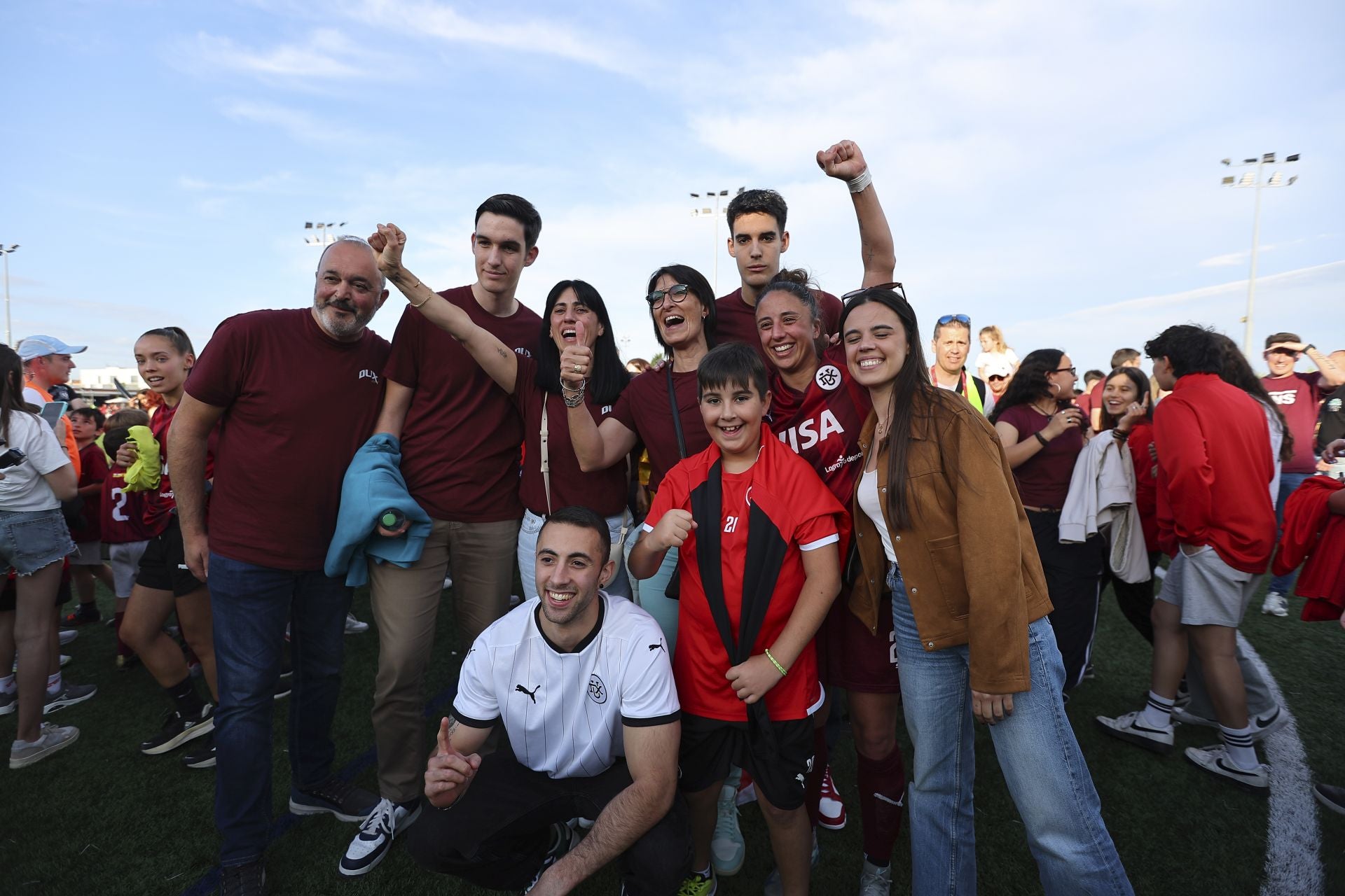 Explosión de alegría por el ascenso del DUX