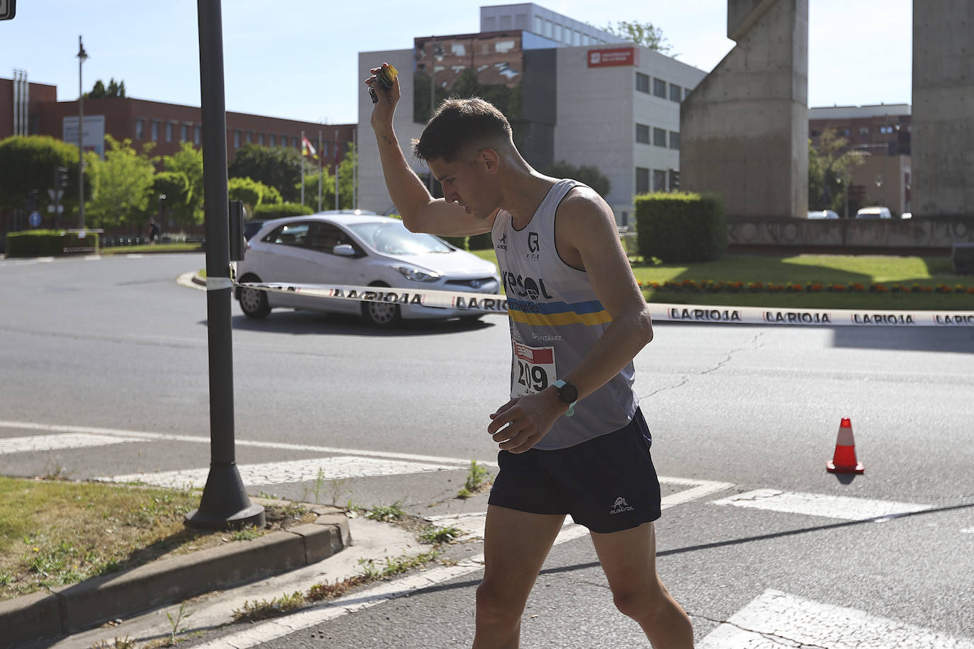 Las imágenes de la salida y la carrera de la Media Maratón de La Rioja